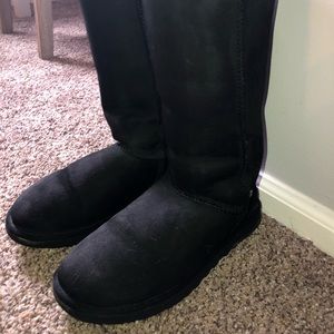 Tall black UGGS